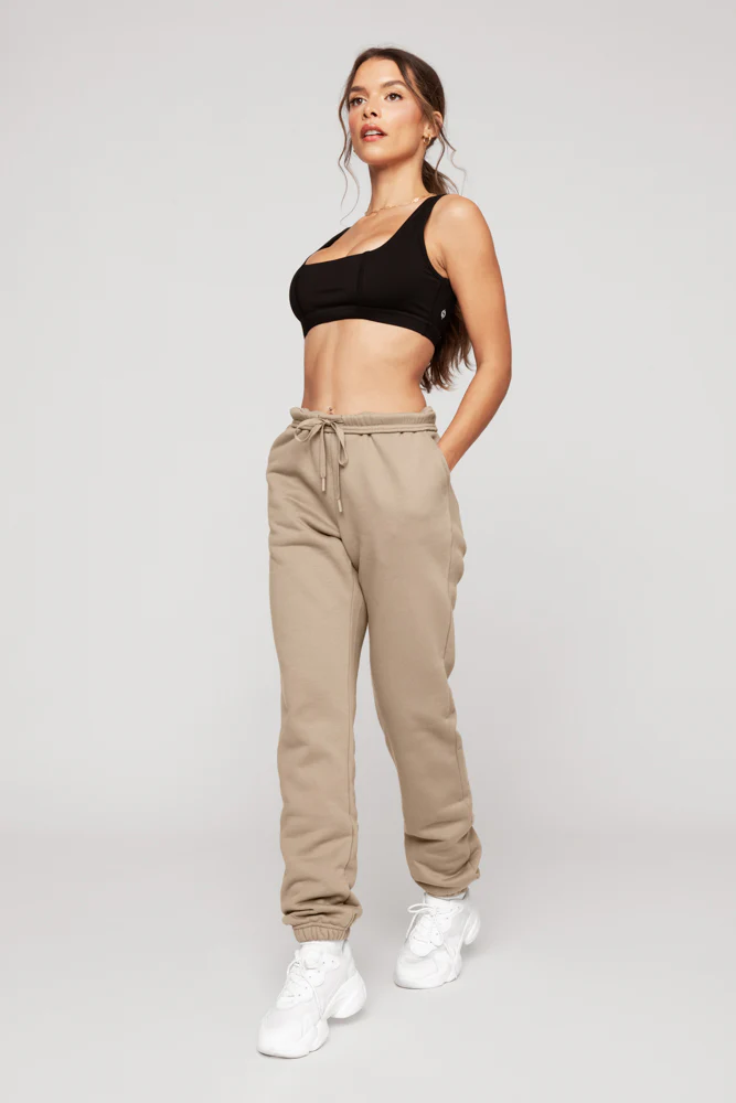 10197-cloud-street-sweatpant-milk-tea-1.webp