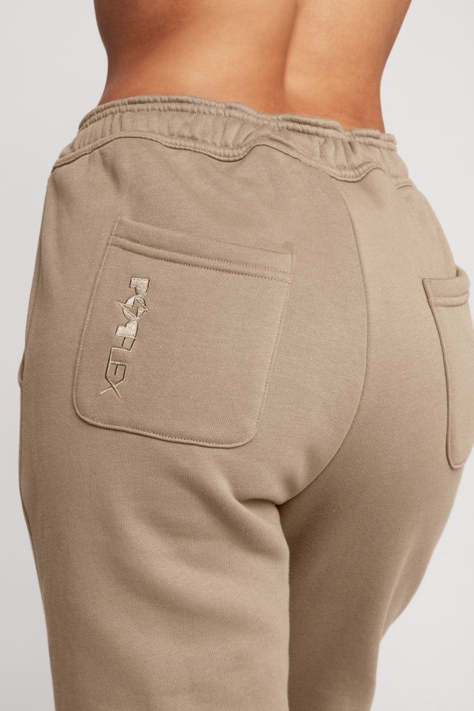 10197-cloud-street-sweatpant-milk-tea-1.webp