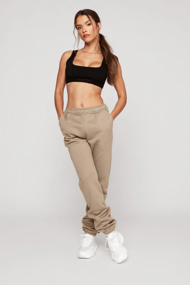 10197-cloud-street-sweatpant-milk-tea-1.webp