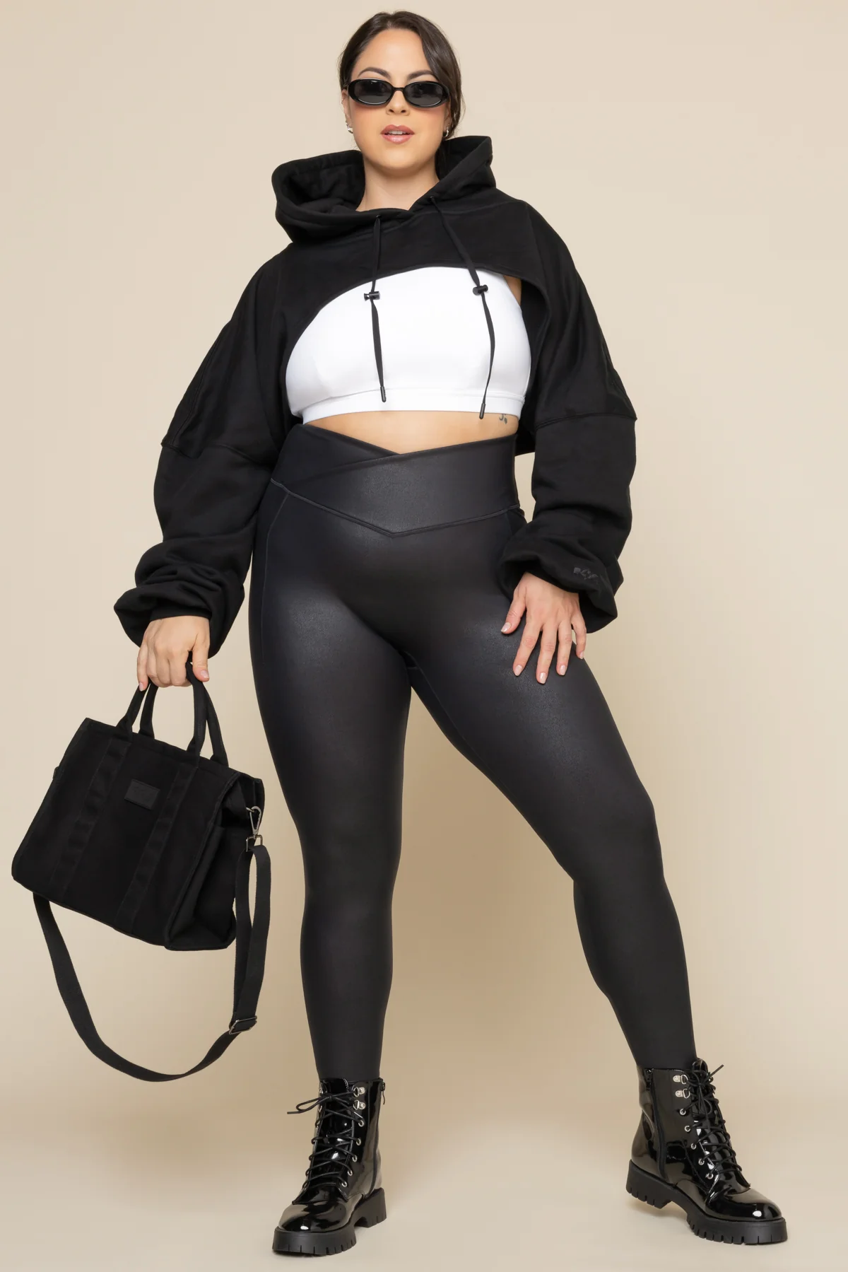 1059-crisscross-hourglass-faux-leather-leggings-with-pockets-black-1.webp