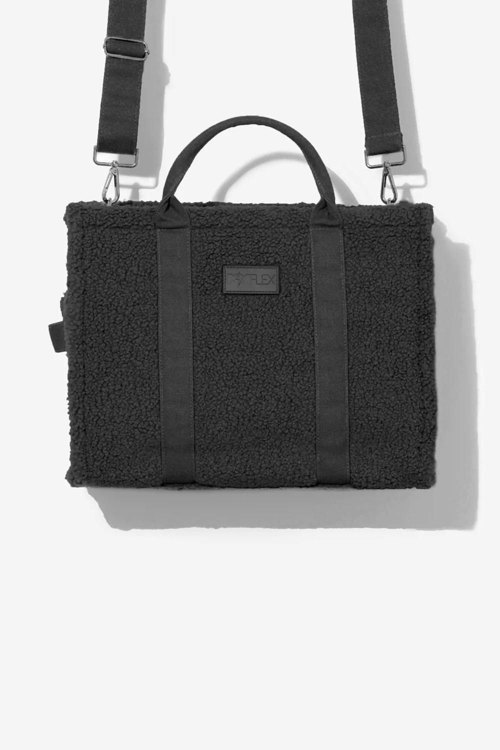 109-sherpa-sloane-tote-black-1.webp