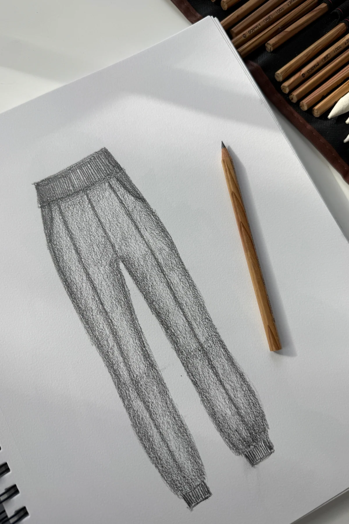 11419-ooey-gooey-jogger-silver-birch-1.webp