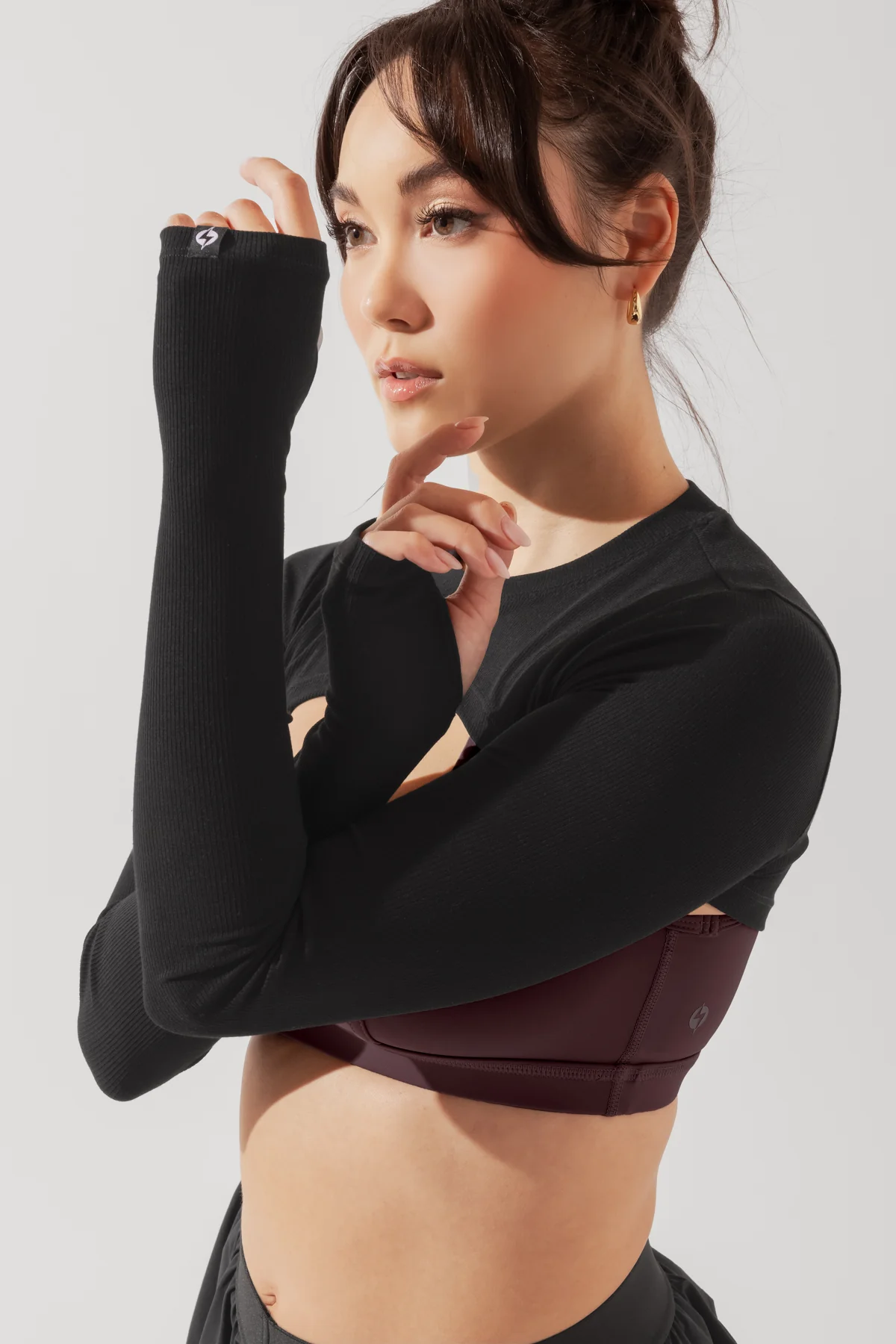 1580-relev-ribbed-shrug-black-1.webp