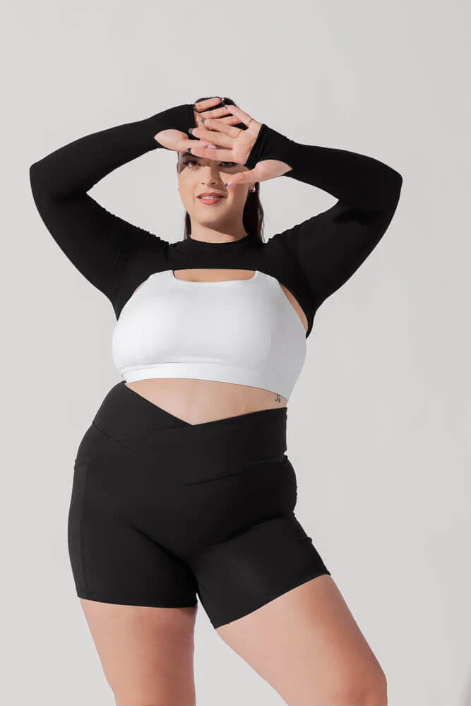1580-relev-ribbed-shrug-black-1.webp
