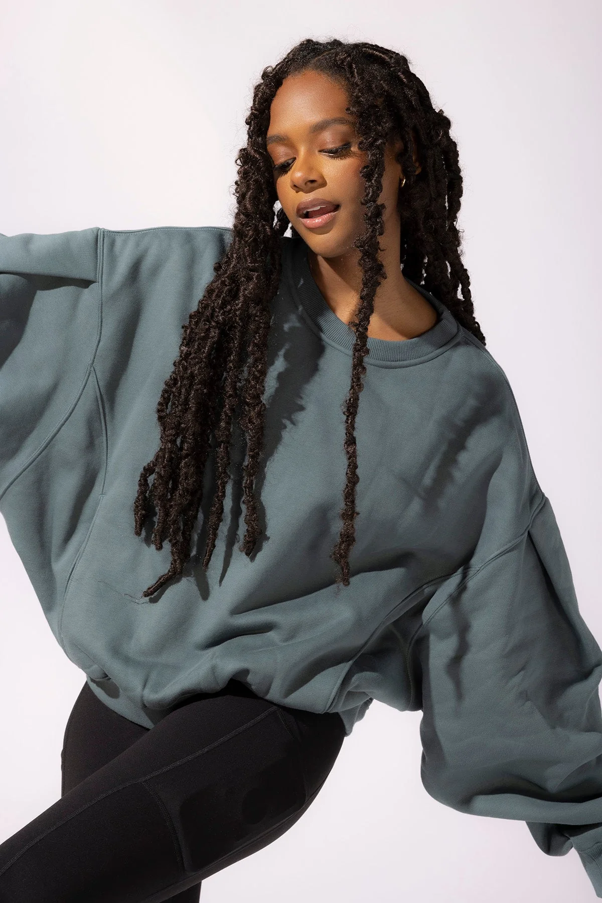 1894-brunch-sweater-teal-1.webp