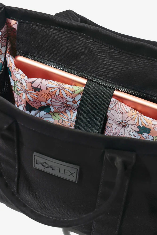 203-small-sloane-tote-black-1.webp