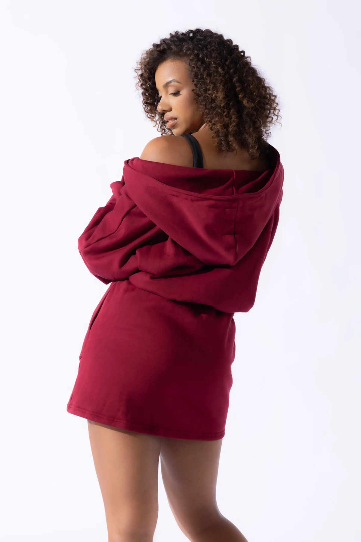 2117-game-day-dress-crimson-1.webp