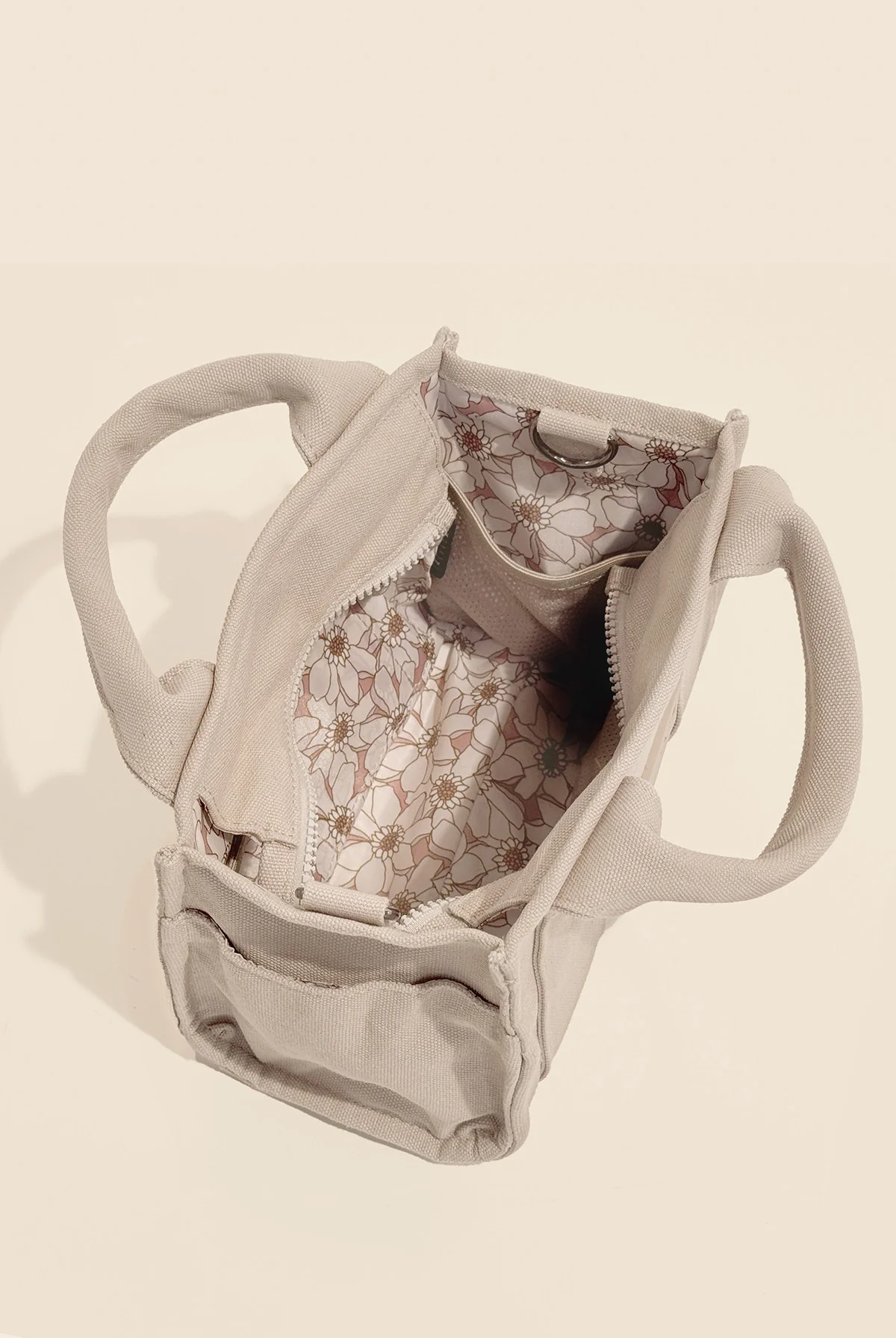 218-baby-sloane-tote-taupe-1.webp