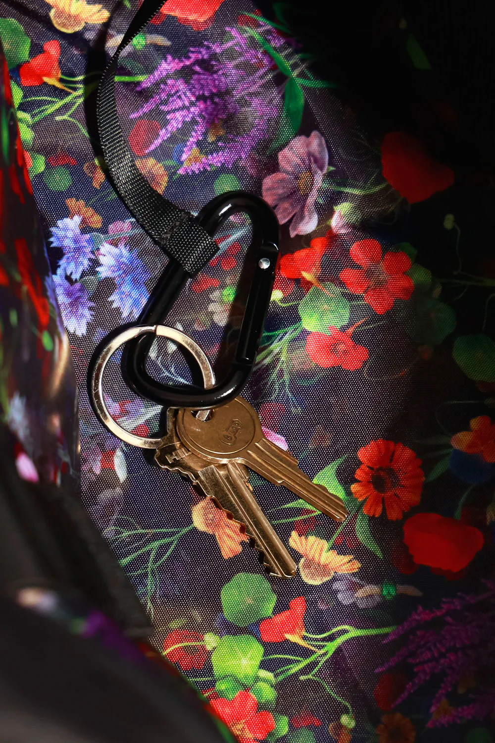 231-delilah-duffle-black-1.webp