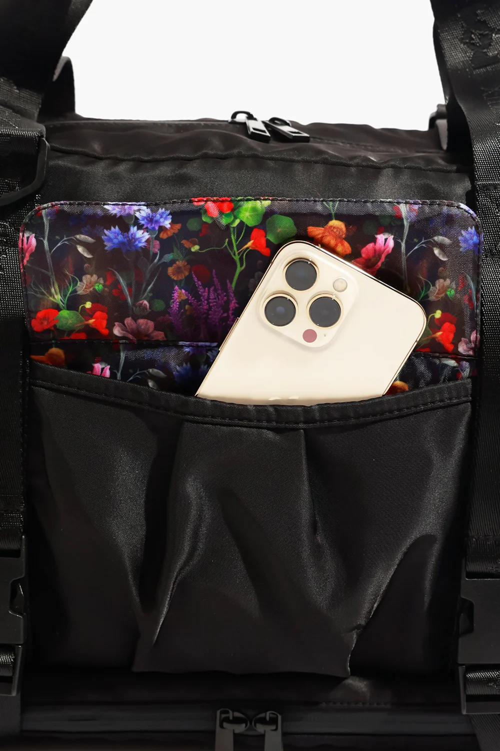 231-delilah-duffle-black-1.webp