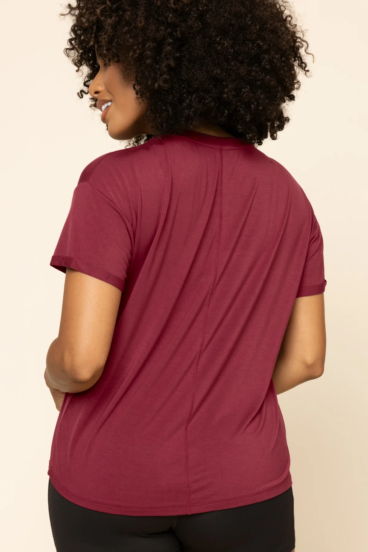 2958-the-perfect-tee-crimson-1.webp