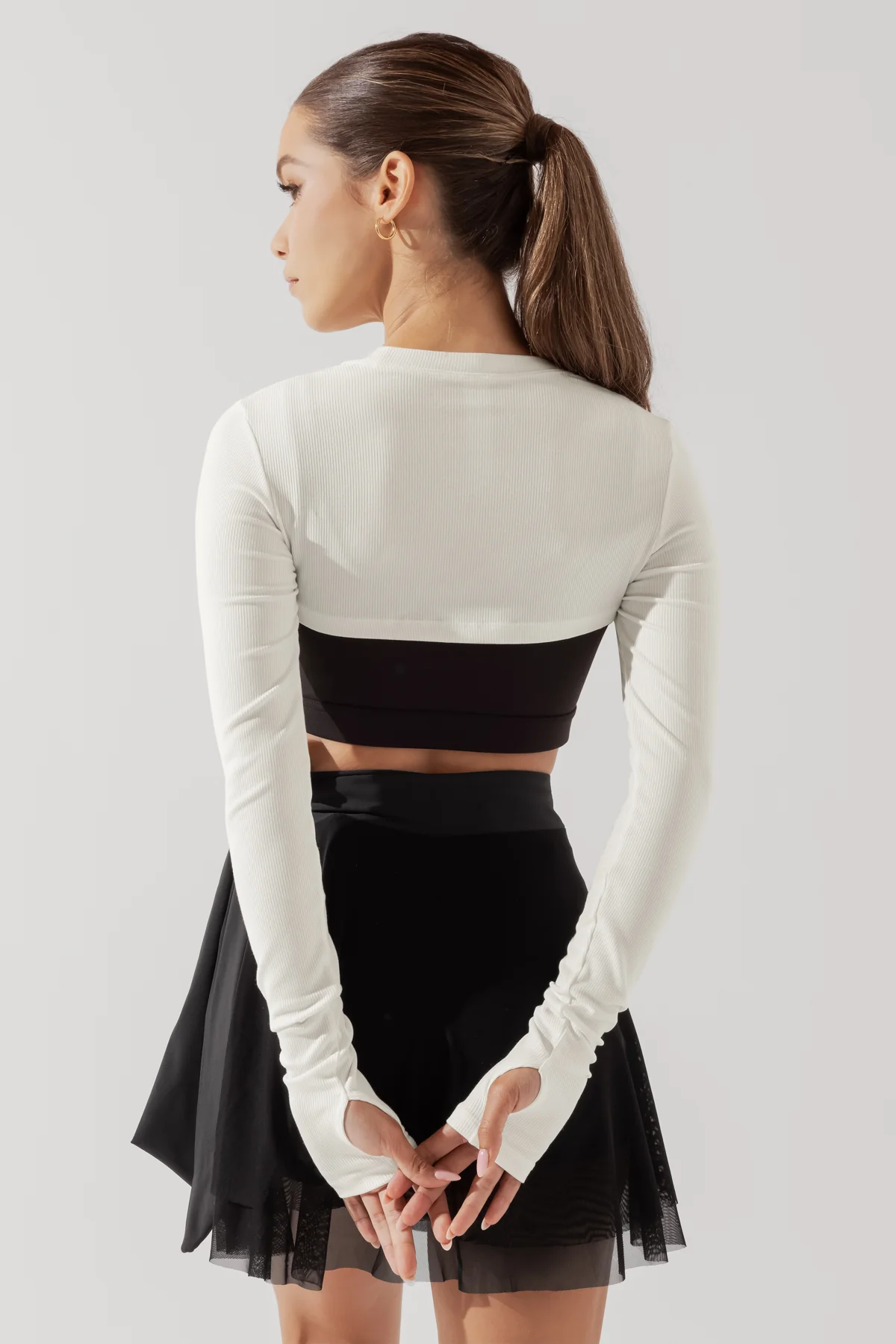 4081-relev-ribbed-shrug-cream-1.webp