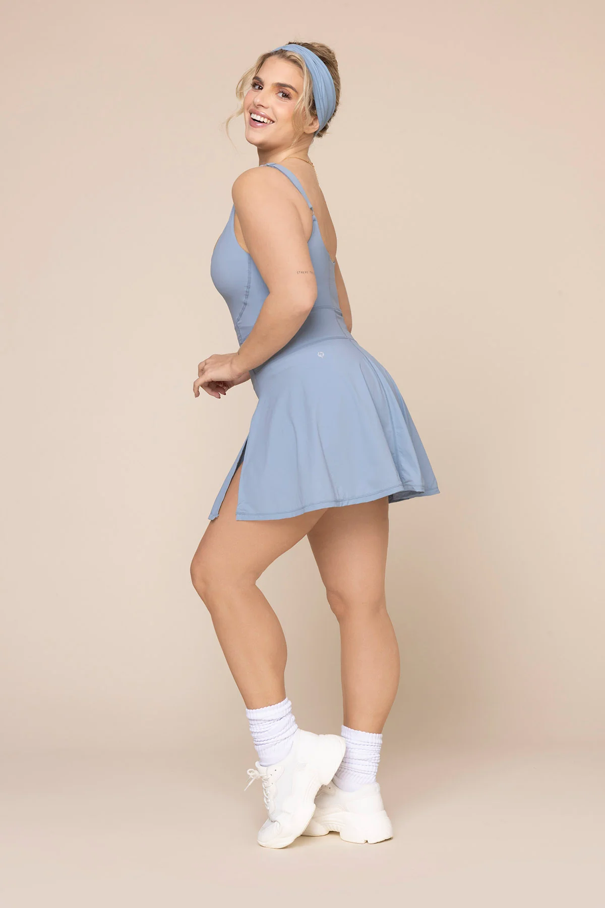 4225-tie-breaker-superdress-blue-storm-1.webp