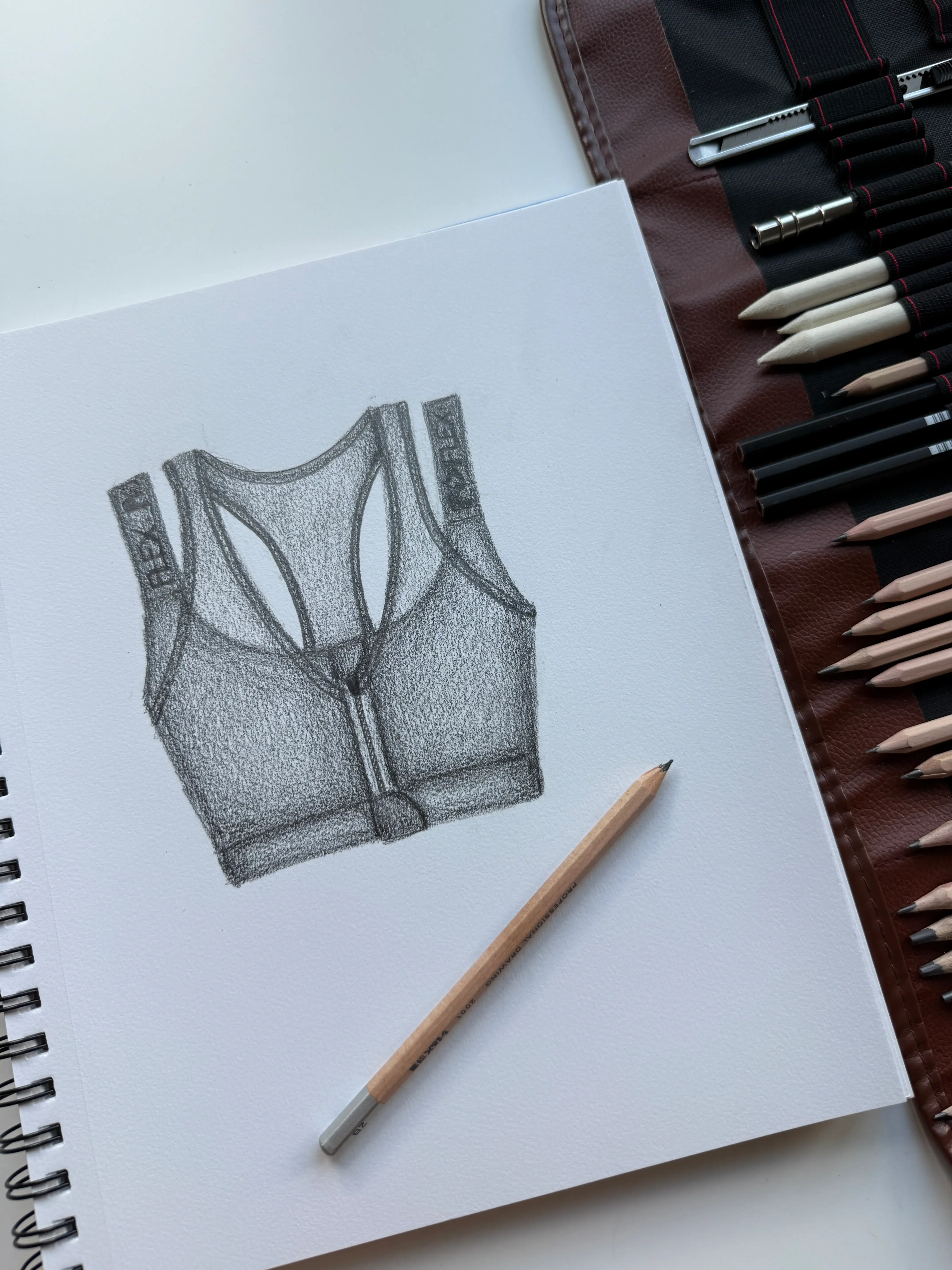 5611-zip-superbra-navy-rosette-1.webp