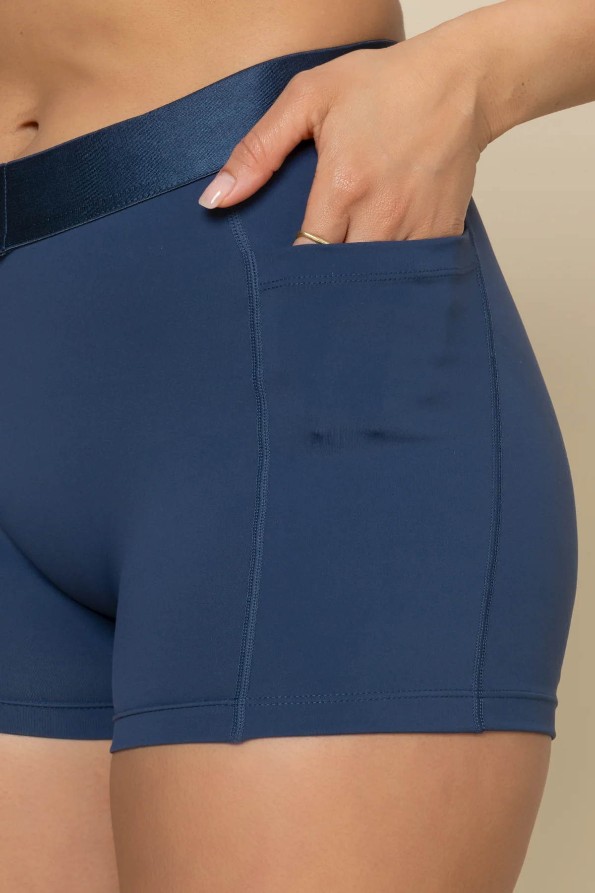 7238-contour-booty-short-navy-1.webp