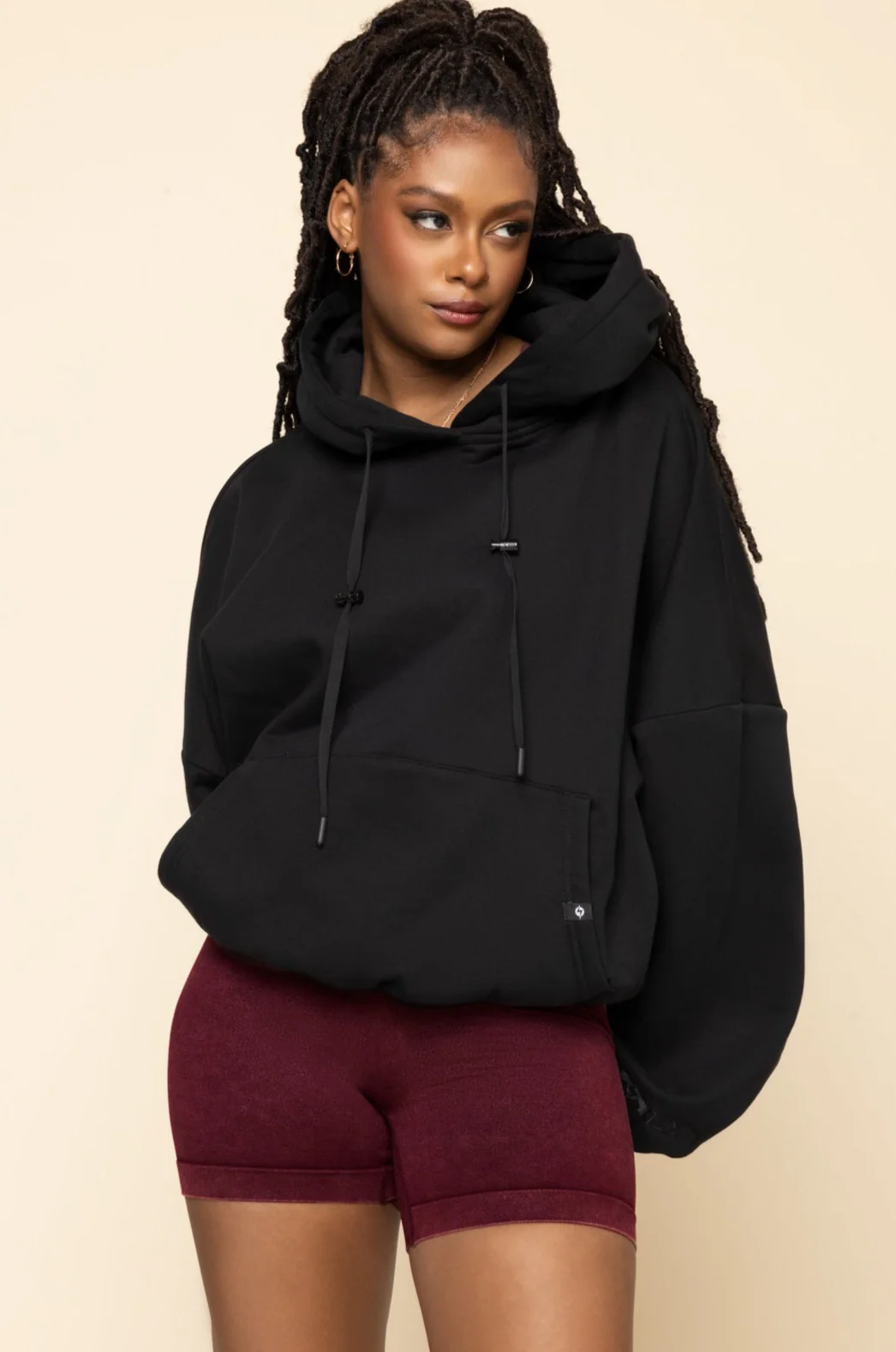 7573-pullover-cloud-hoodie-black-1.webp