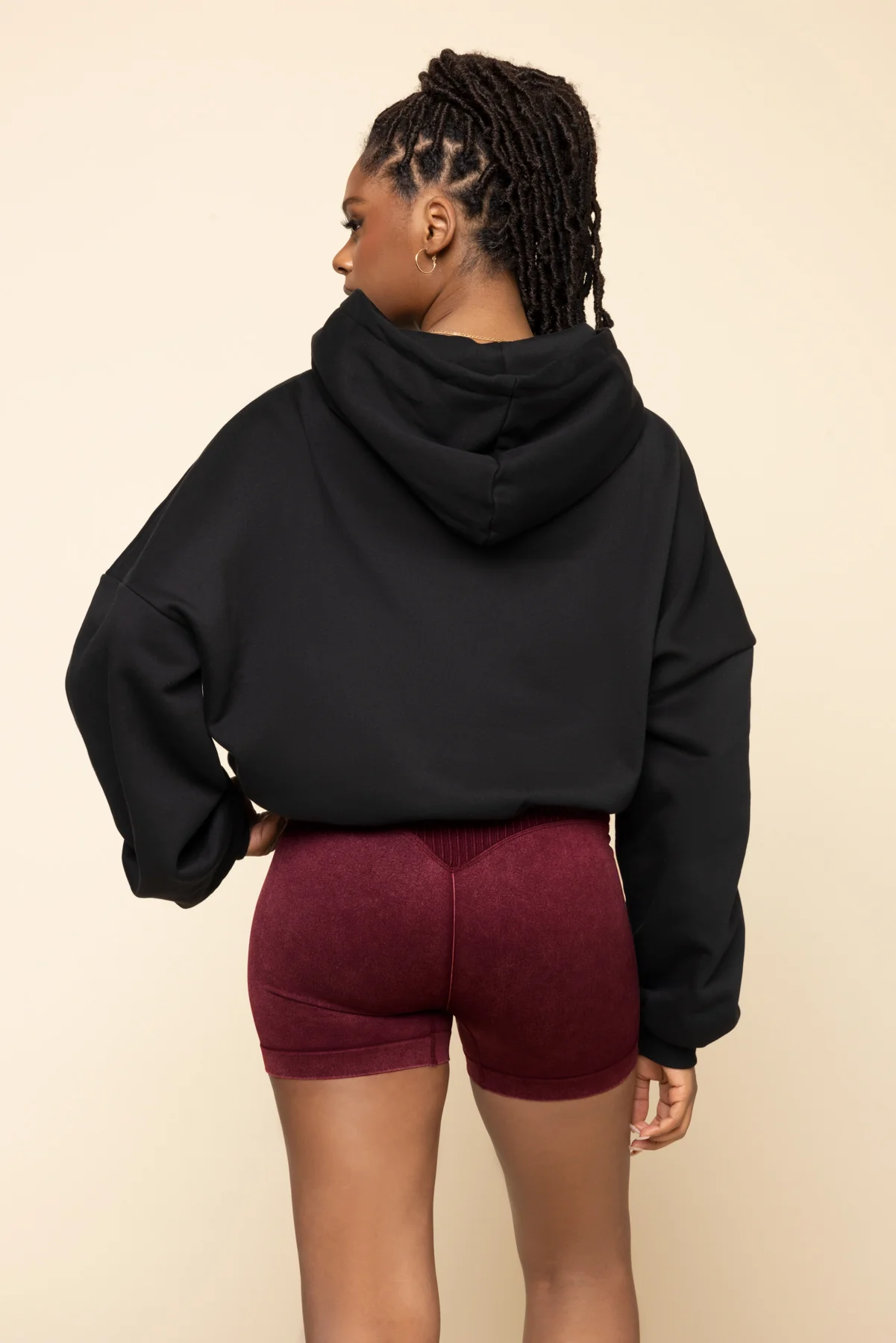 7573-pullover-cloud-hoodie-black-1.webp