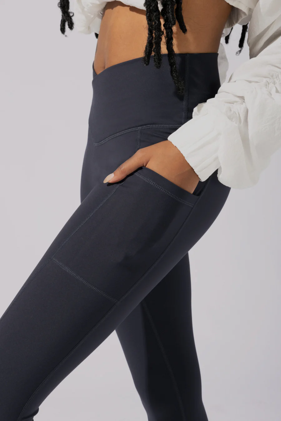 849-crisscross-hourglass-leggings-with-pockets-smoky-navy-1.webp