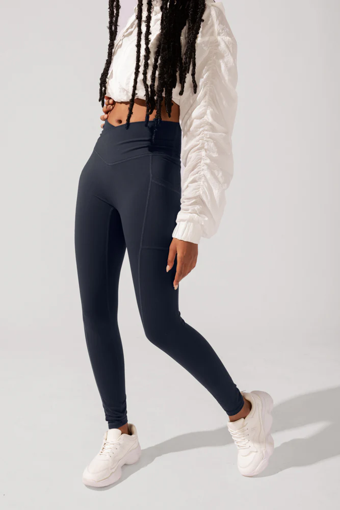 849-crisscross-hourglass-leggings-with-pockets-smoky-navy-1.webp
