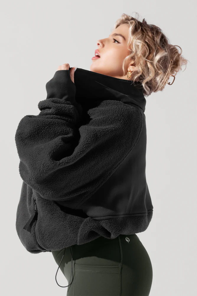 9479-find-your-inner-fleece-jacket-charcoal-1.webp