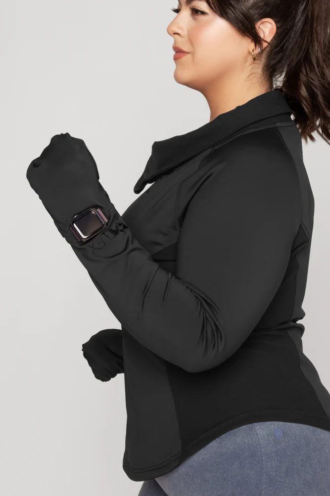 9719-chasing-pavements-mockneck-pullover-black-1.webp